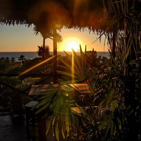 Coucher De Soleil أمباتولواكا المظهر الخارجي الصورة