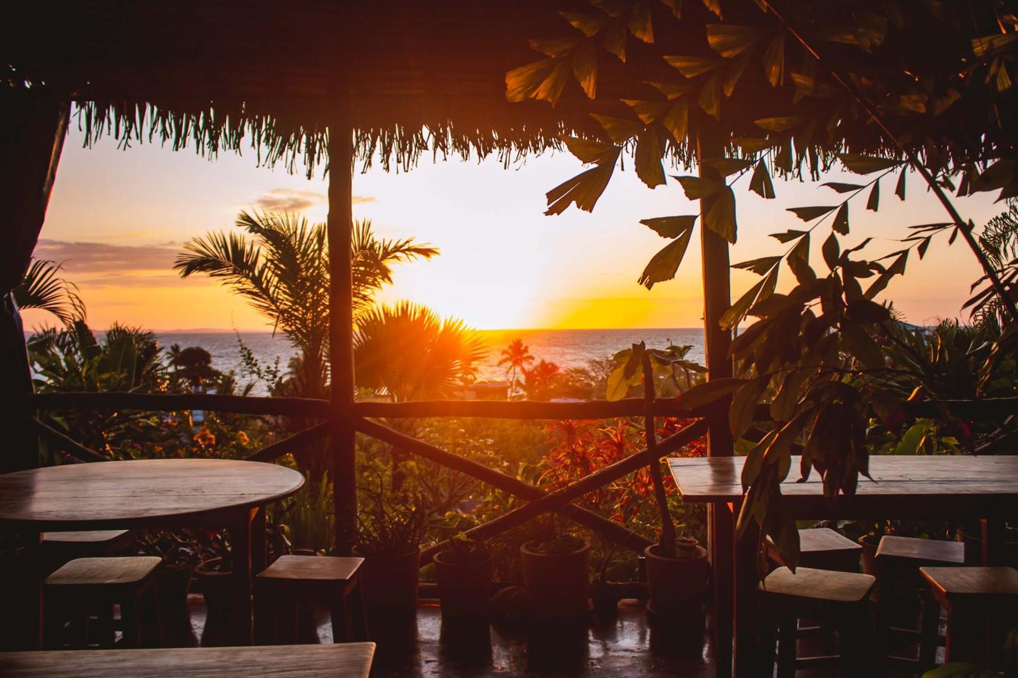 Coucher De Soleil أمباتولواكا المظهر الخارجي الصورة